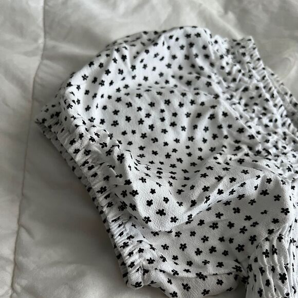 la hearts pacsun black and white puff short sleeve top - Picture 5 of 6